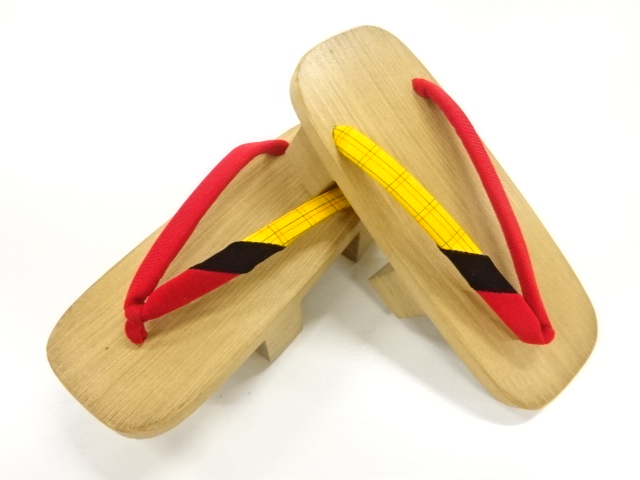 JAPANESE PAULOWNIA GETA (23 cm)